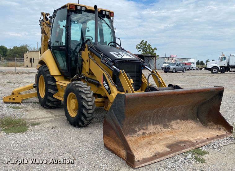 image for item JW9411 2011 Caterpillar 420EIT  backhoe