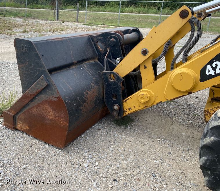 image for item JW9411 2011 Caterpillar 420EIT  backhoe