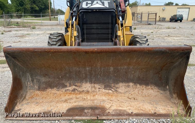 image for item JW9411 2011 Caterpillar 420EIT  backhoe