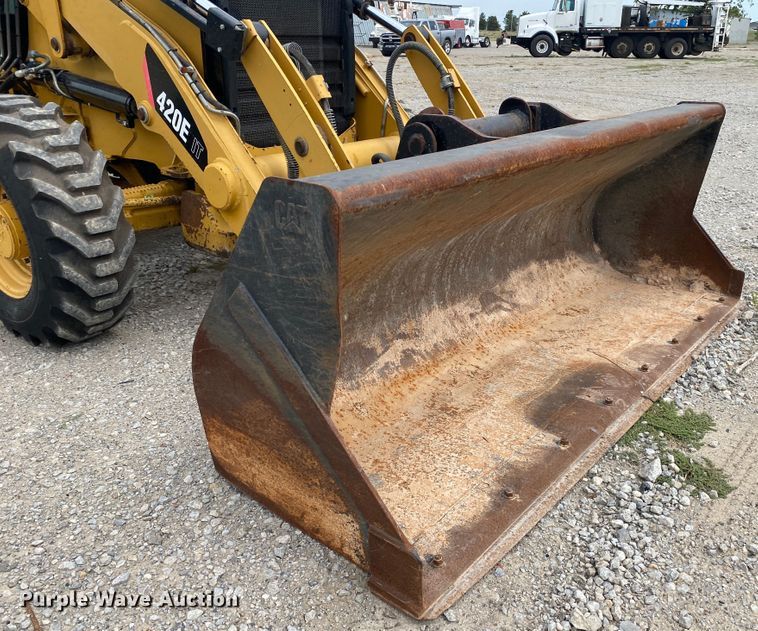 image for item JW9411 2011 Caterpillar 420EIT  backhoe