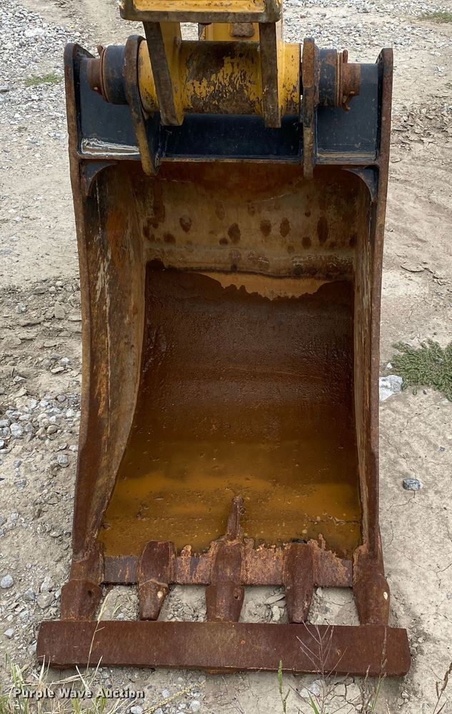 image for item JW9411 2011 Caterpillar 420EIT  backhoe