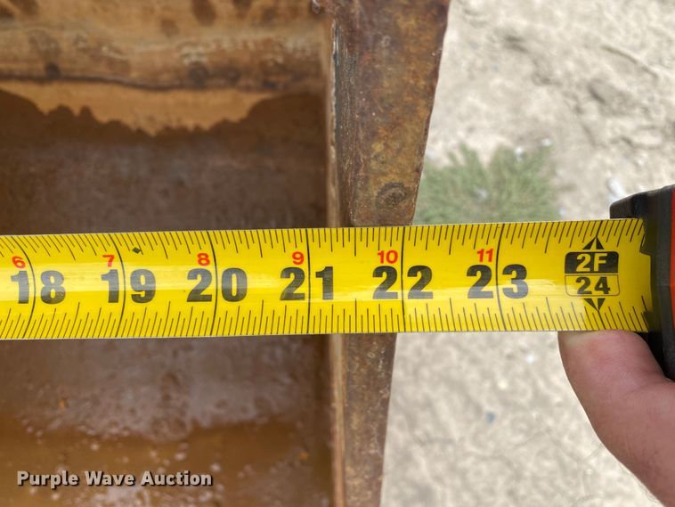 image for item JW9411 2011 Caterpillar 420EIT  backhoe