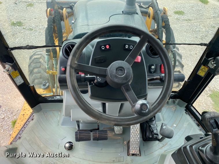 image for item JW9411 2011 Caterpillar 420EIT  backhoe