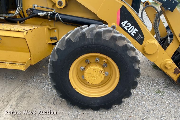 image for item JW9411 2011 Caterpillar 420EIT  backhoe