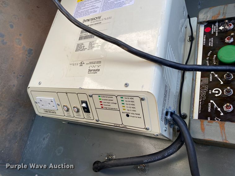 image for item JW9414 2003 Chevrolet C4500  bucket truck