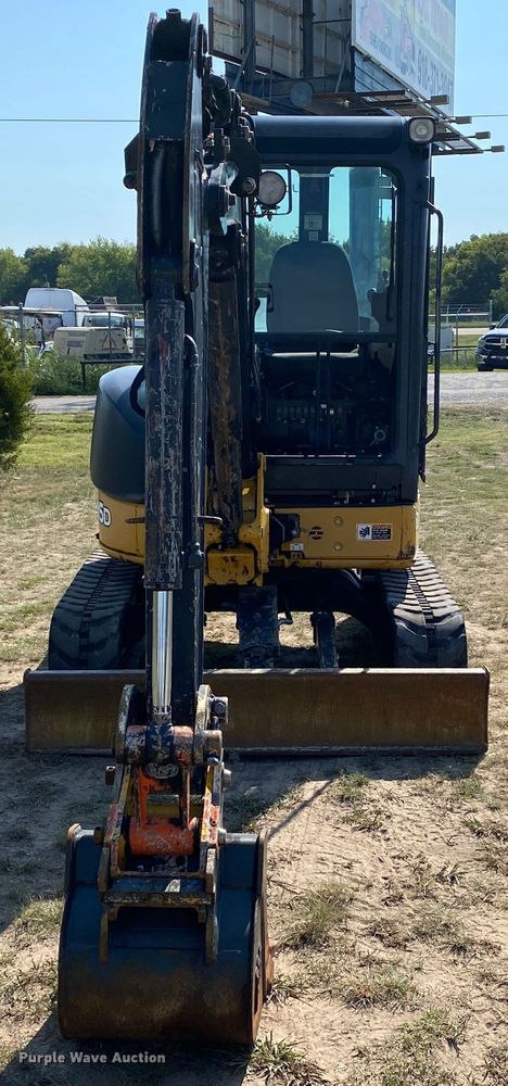 image for item JW9415 2013 John Deere 35D  mini excavator