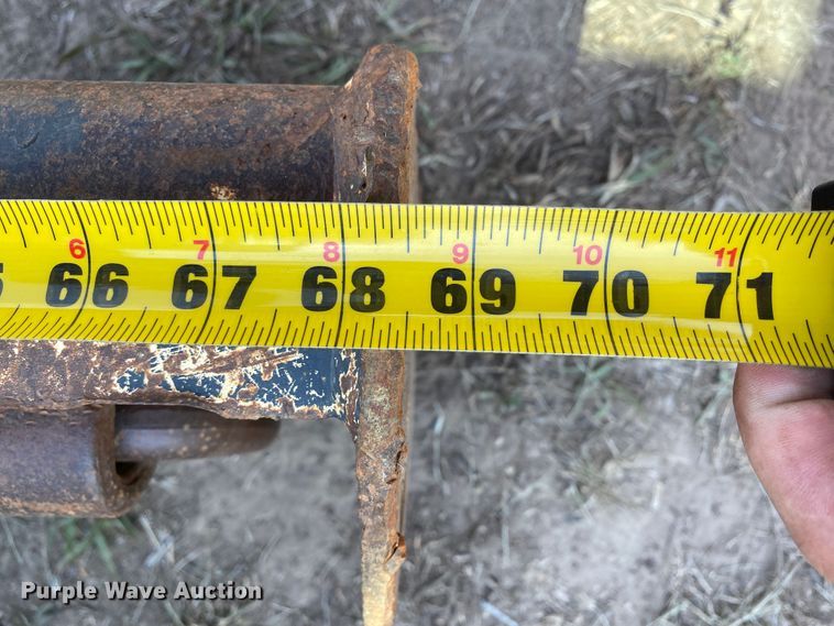 image for item JW9415 2013 John Deere 35D  mini excavator