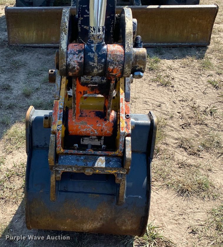 image for item JW9415 2013 John Deere 35D  mini excavator