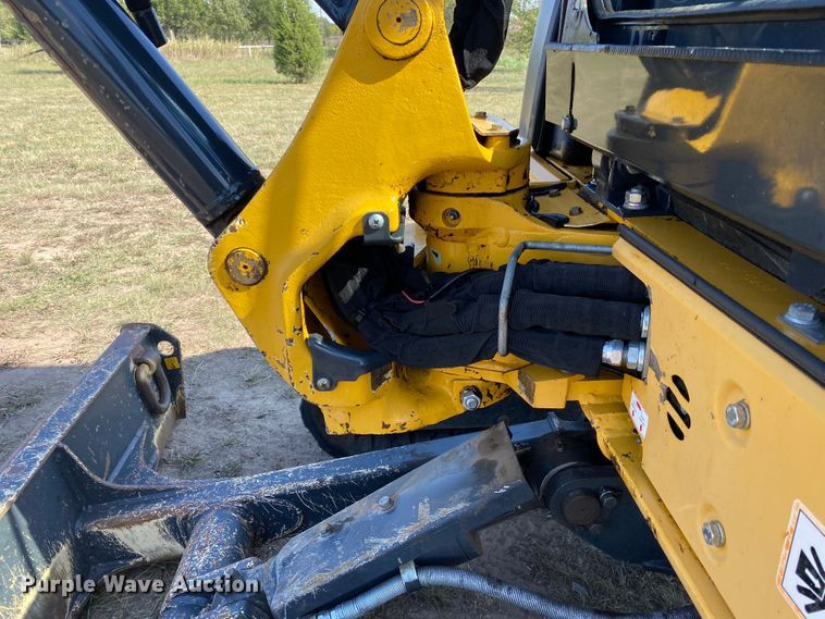 image for item JW9415 2013 John Deere 35D  mini excavator