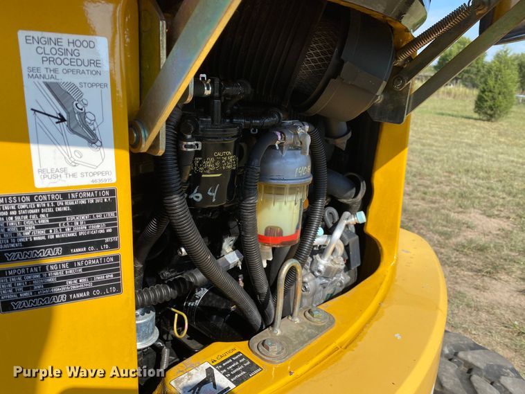 image for item JW9415 2013 John Deere 35D  mini excavator