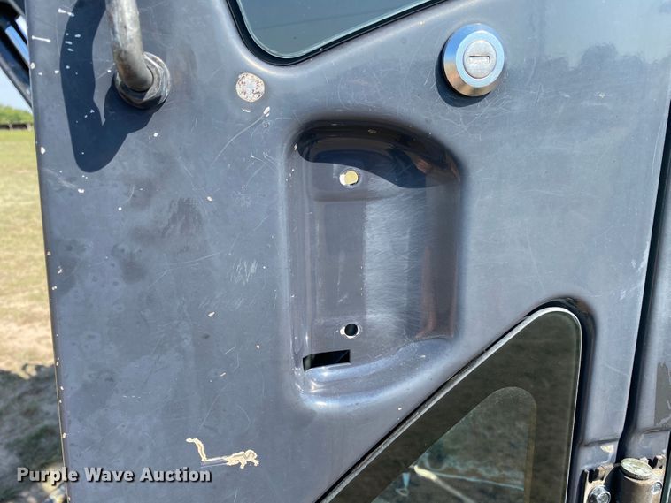 image for item JW9415 2013 John Deere 35D  mini excavator