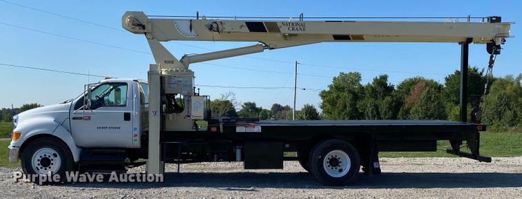 image for item JW9431 2007 Ford F750 Super Duty  crane truck