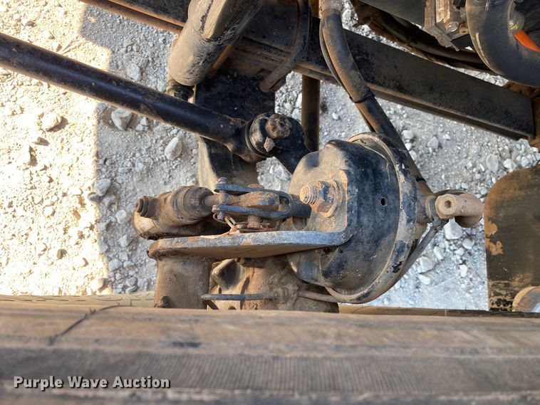 image for item JW9431 2007 Ford F750 Super Duty  crane truck