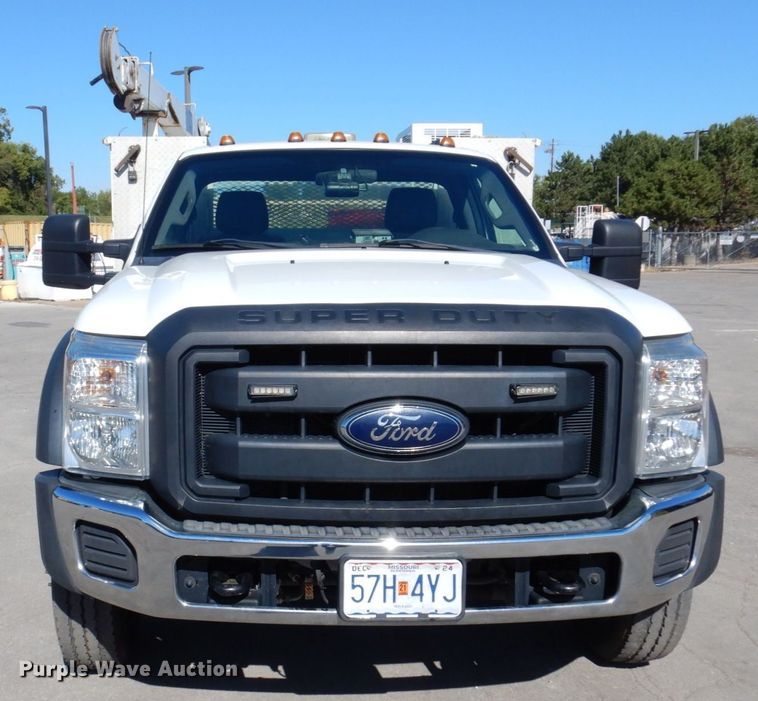 image for item KF9479 2012 Ford F550 Super Duty XL  utility / service truck