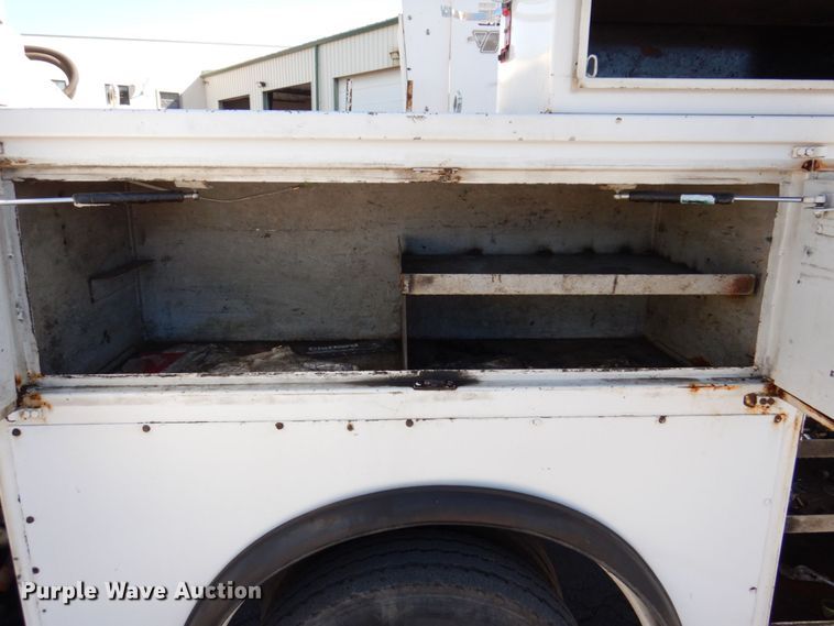 image for item KF9479 2012 Ford F550 Super Duty XL  utility / service truck