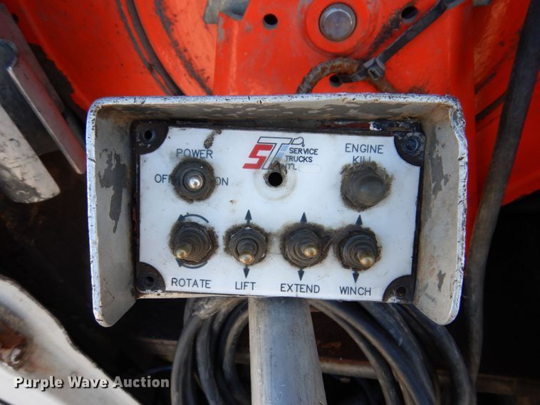 image for item KF9479 2012 Ford F550 Super Duty XL  utility / service truck