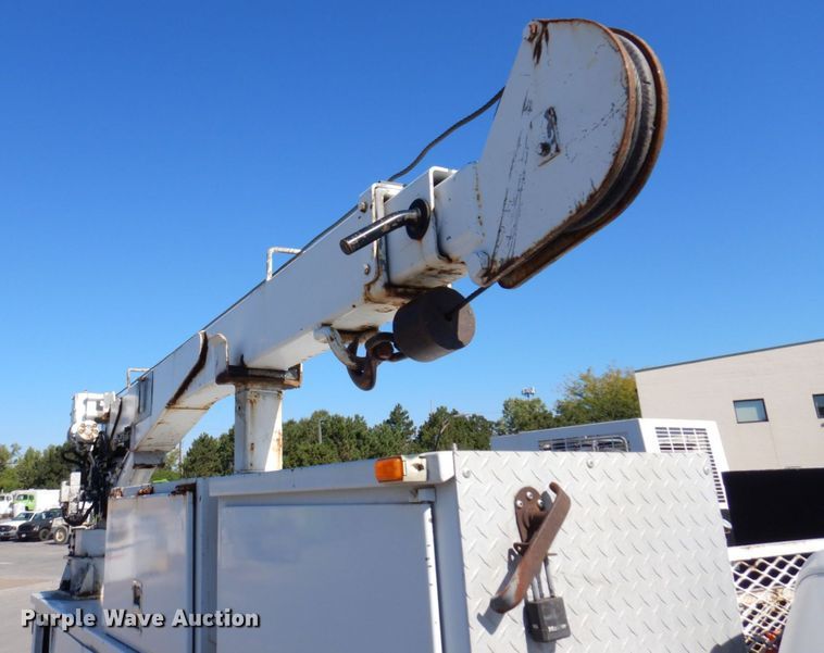 image for item KF9479 2012 Ford F550 Super Duty XL  utility / service truck