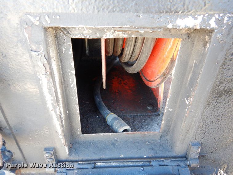 image for item KF9479 2012 Ford F550 Super Duty XL  utility / service truck