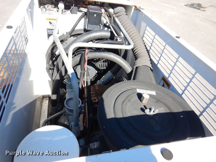 image for item KF9479 2012 Ford F550 Super Duty XL  utility / service truck