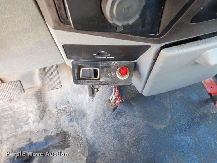 image for item KF9479 2012 Ford F550 Super Duty XL  utility / service truck