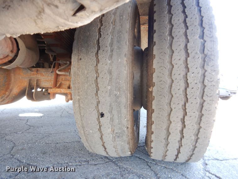 image for item KF9479 2012 Ford F550 Super Duty XL  utility / service truck