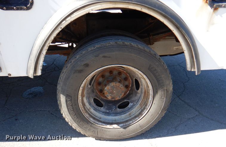 image for item KF9479 2012 Ford F550 Super Duty XL  utility / service truck