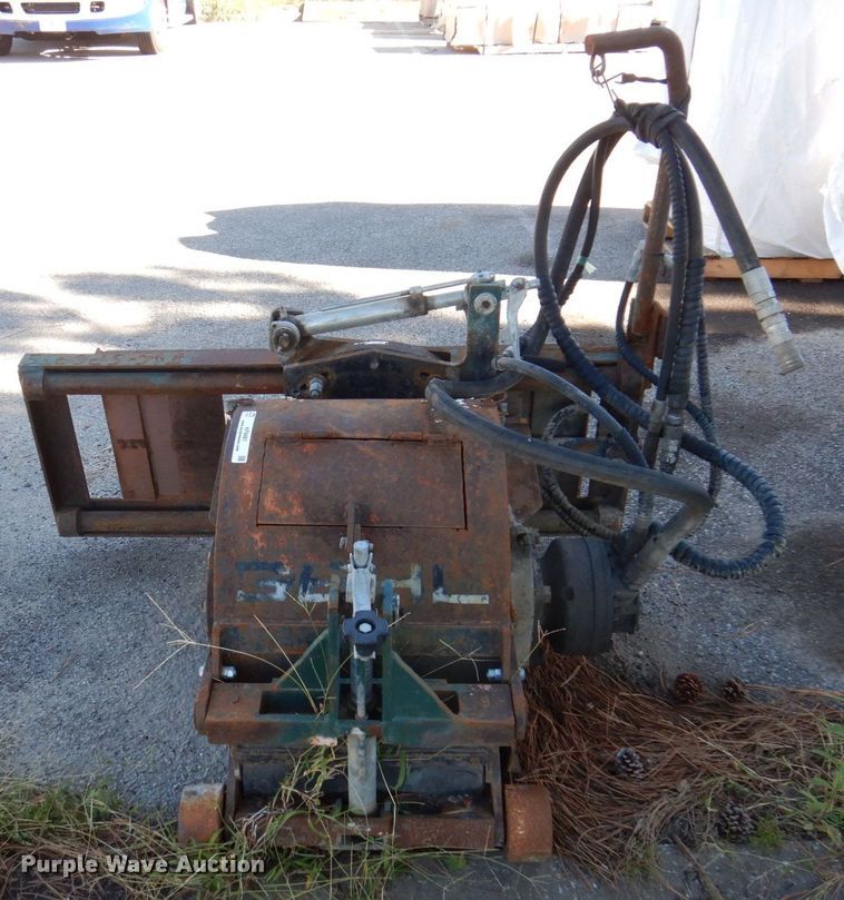 image for item KF9481 Gehl CP400  skid steer cold planer