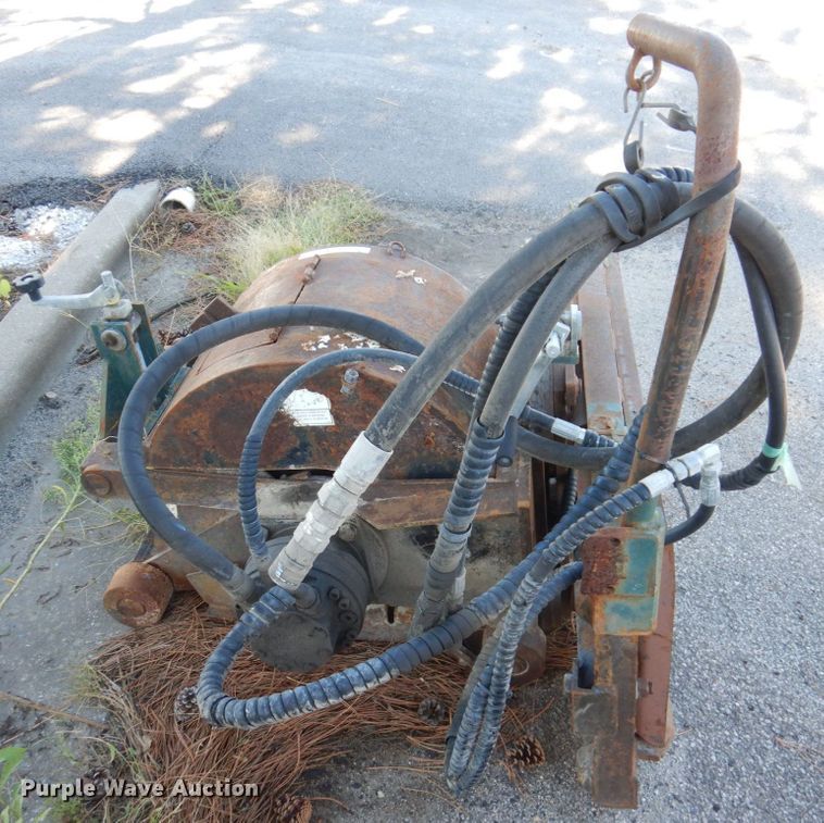 image for item KF9481 Gehl CP400  skid steer cold planer