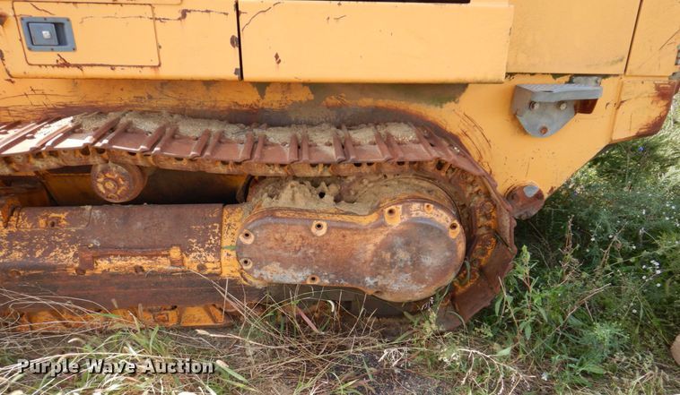 image for item KF9484 2005 Liebherr LR622B  track loader