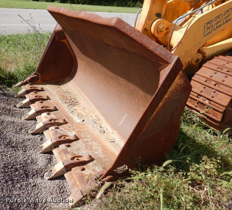 image for item KF9484 2005 Liebherr LR622B  track loader