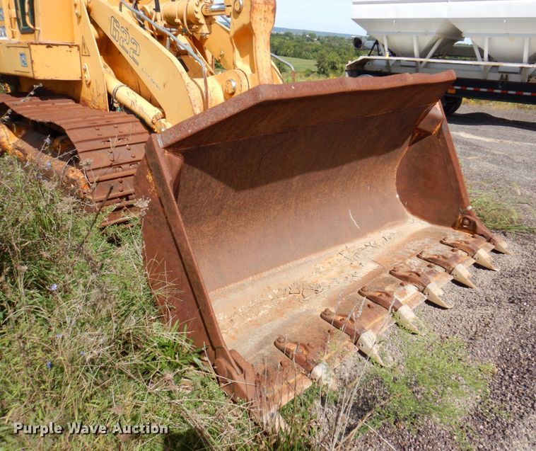 image for item KF9484 2005 Liebherr LR622B  track loader