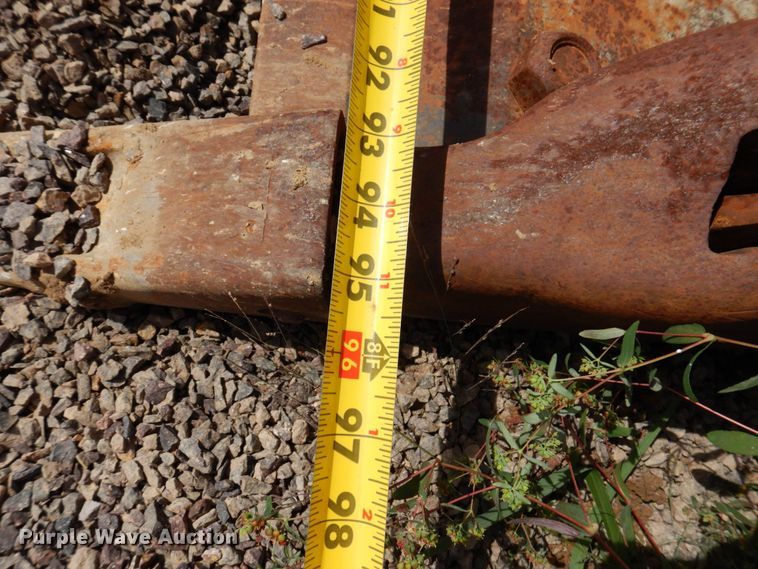 image for item KF9484 2005 Liebherr LR622B  track loader