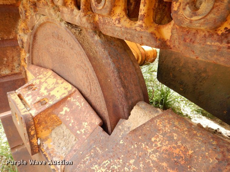 image for item KF9484 2005 Liebherr LR622B  track loader