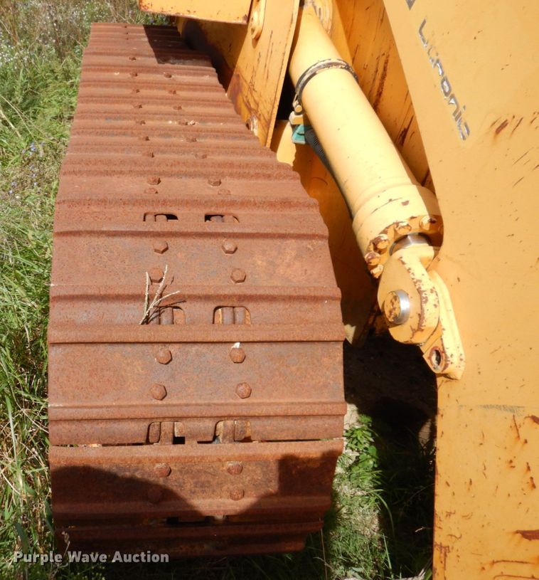 image for item KF9484 2005 Liebherr LR622B  track loader