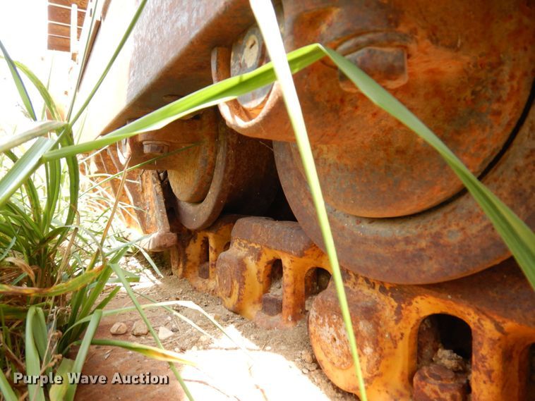 image for item KF9484 2005 Liebherr LR622B  track loader