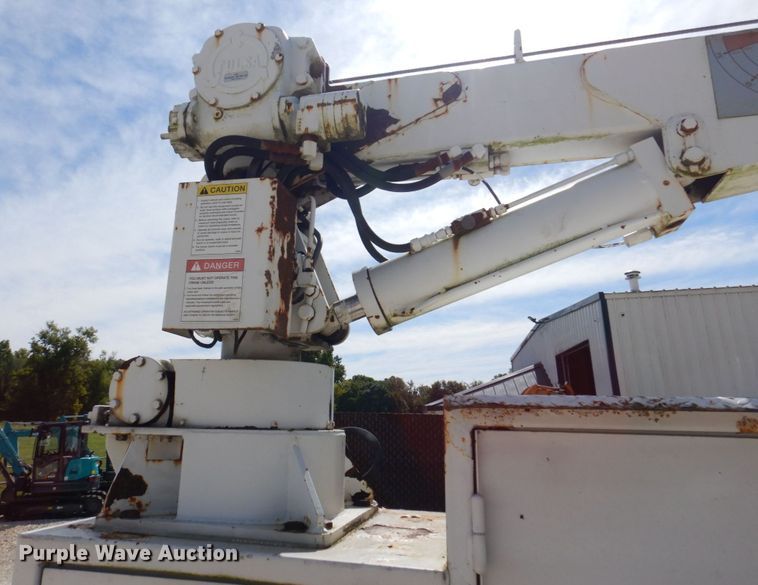 image for item KF9485 2000 Ford F550 Super Duty XL  utility / service truck