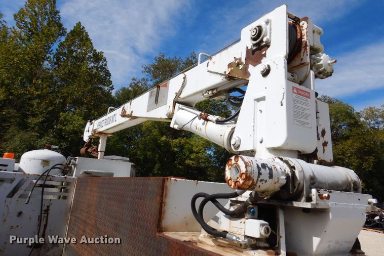 image for item KF9485 2000 Ford F550 Super Duty XL  utility / service truck