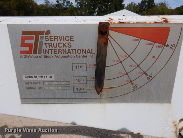 image for item KF9485 2000 Ford F550 Super Duty XL  utility / service truck