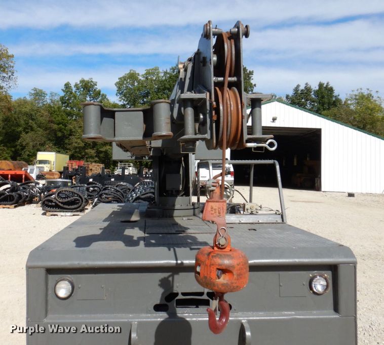 image for item KF9486 1989 Grove AP-308  crane