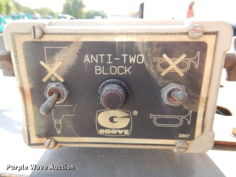 image for item KF9486 1989 Grove AP-308  crane