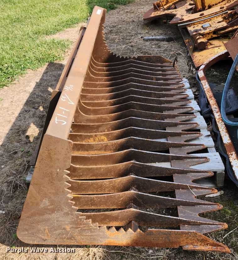 image for item KH9288 84" W skid steer rock bucket