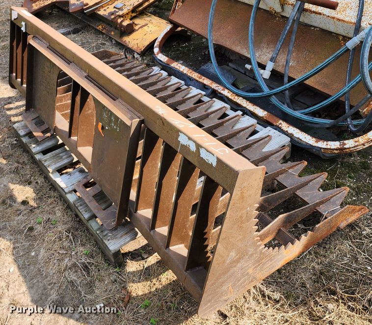 image for item KH9288 84" W skid steer rock bucket