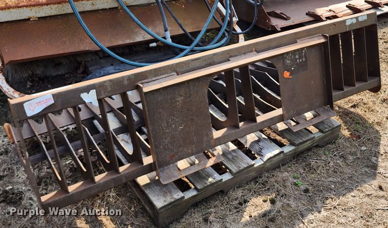 image for item KH9288 84" W skid steer rock bucket