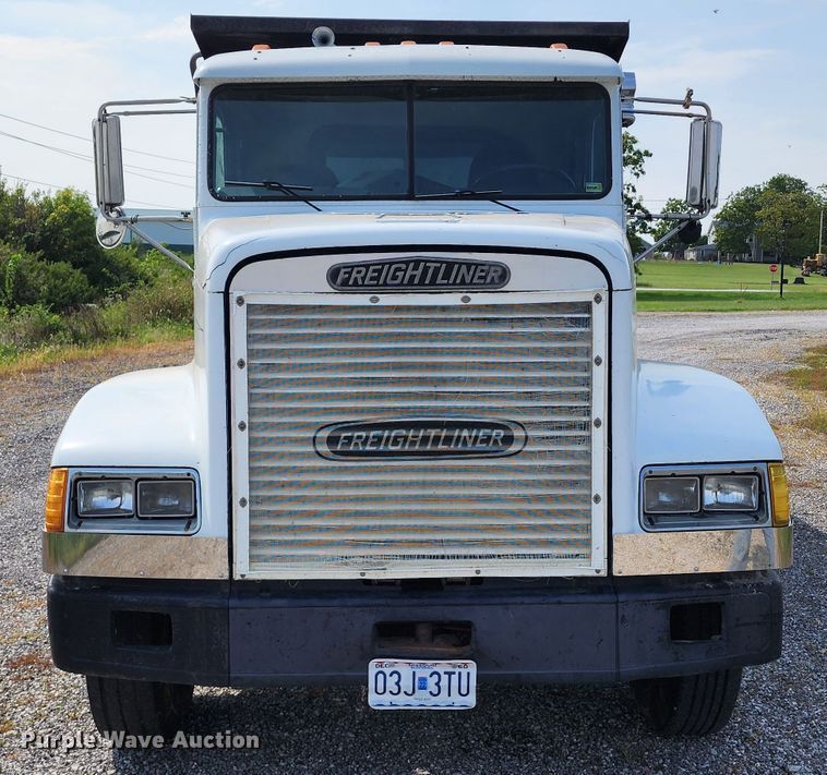 image for item KH9291 1992 Freightliner FLD  dump truck