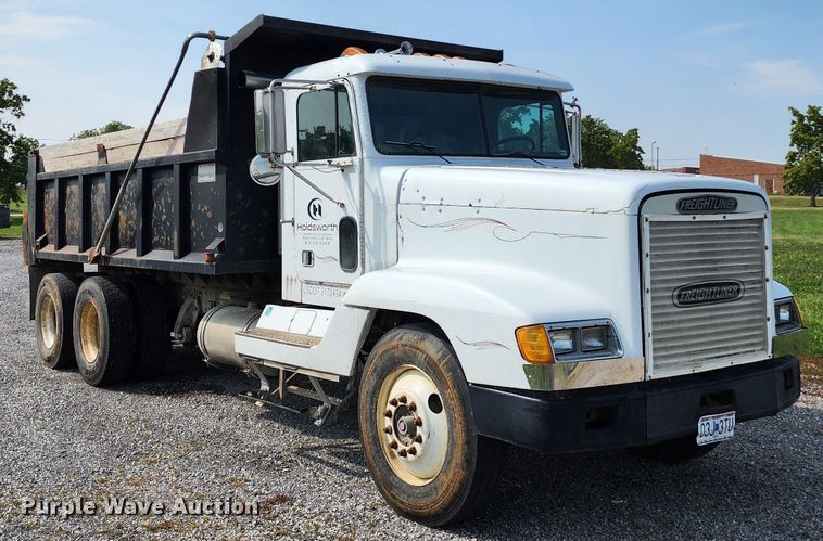 image for item KH9291 1992 Freightliner FLD  dump truck