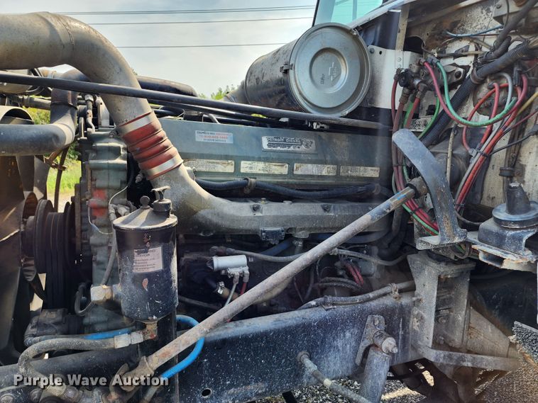 image for item KH9291 1992 Freightliner FLD  dump truck