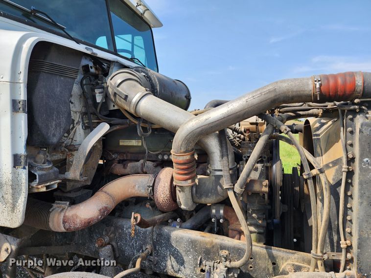 image for item KH9291 1992 Freightliner FLD  dump truck