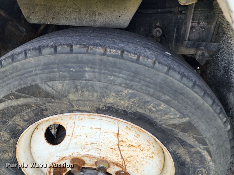 image for item KH9291 1992 Freightliner FLD  dump truck