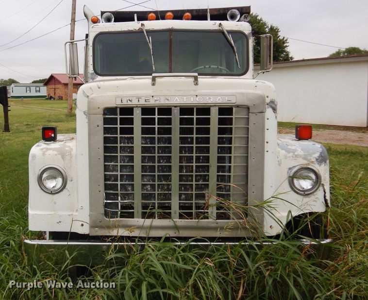 image for item KO9998 1977 International Transtar 4300  dump truck