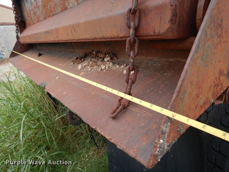 image for item KO9998 1977 International Transtar 4300  dump truck